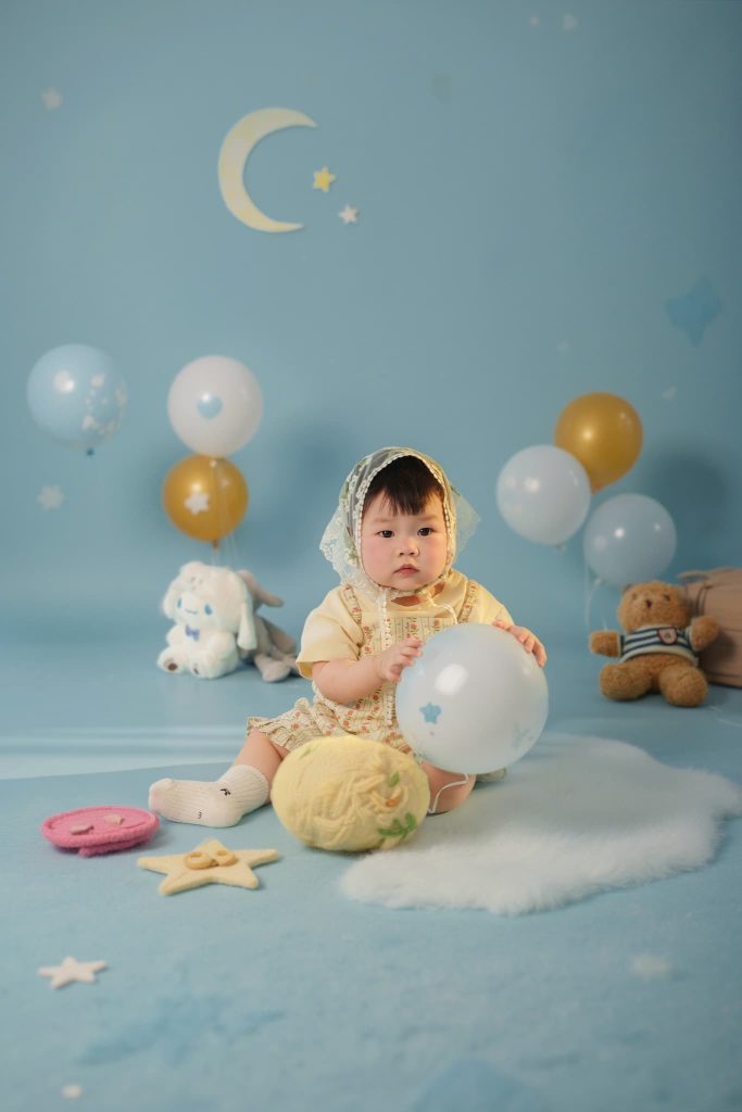 Ảnh 8 trong album Baby Blue Wonderland – Album cổ tích mây bông tại Moomi Studio