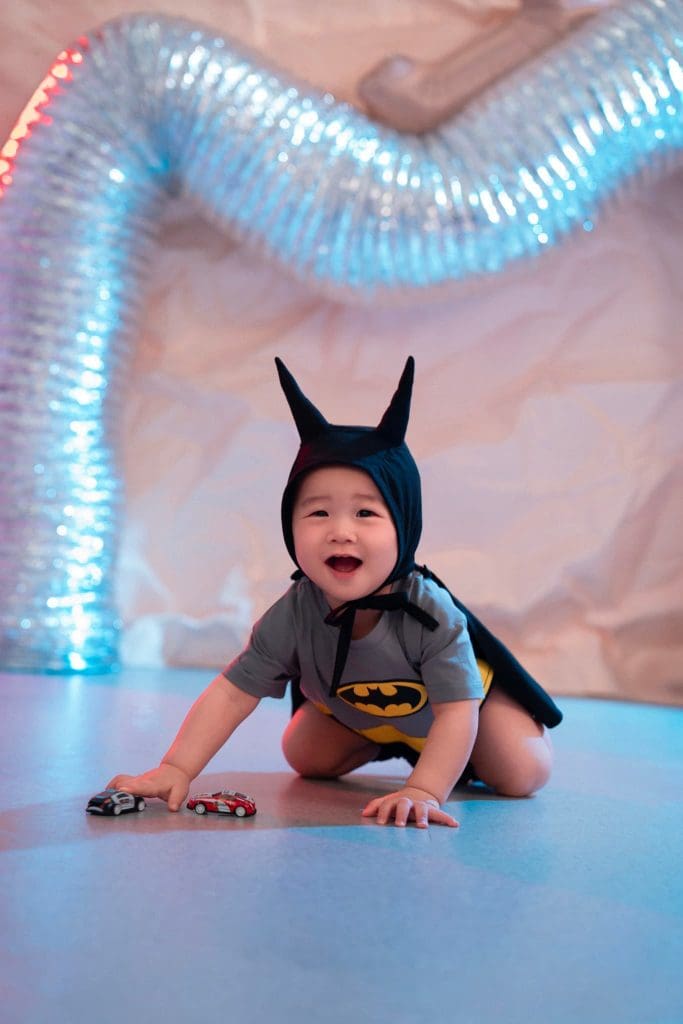 Ảnh 4 trong album Chán phong cách Hàn Quốc? Thử ngay bộ ảnh "The Little Dark Knight" chất lừ